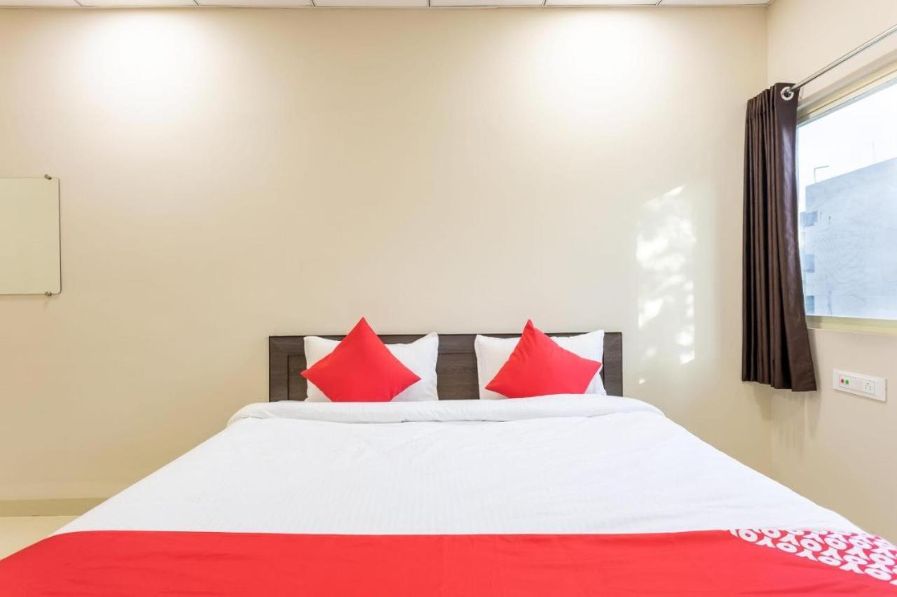 فندق Jagtara Residency إندور المظهر الخارجي الصورة